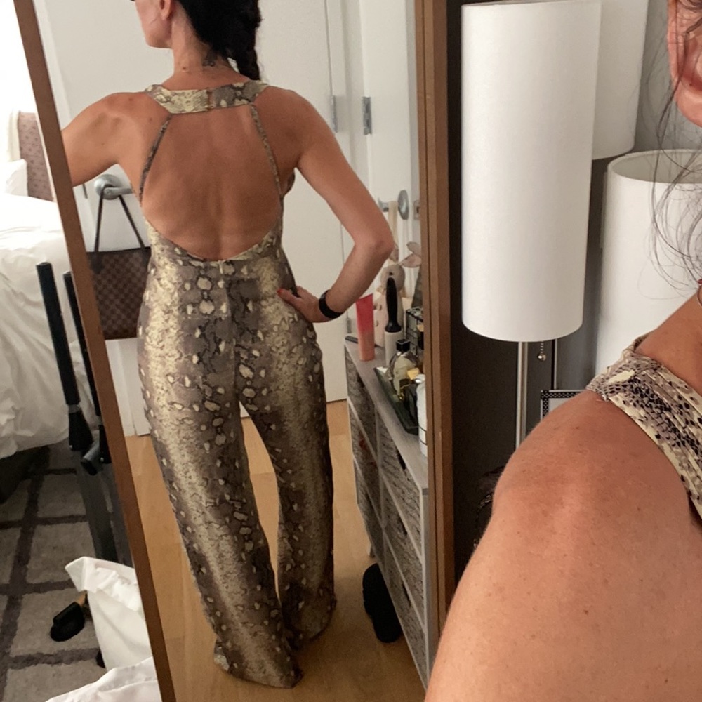Animal python print jumpsuit - Picture 2 of 6